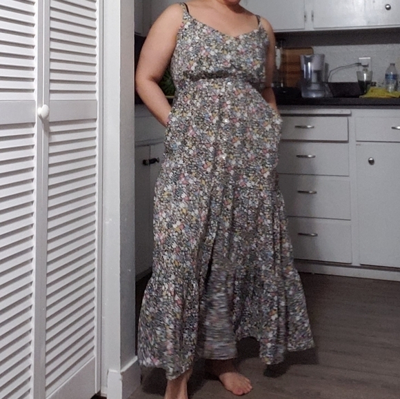 Calista Floral Maxi Dress,Size L - Picture 5 of 15